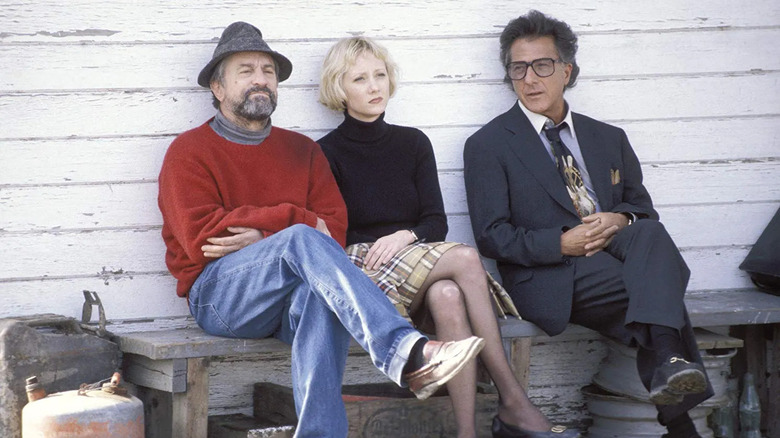 Robert De Niro, Anne Heche, and Dustin Hoffman in Wag the Dog