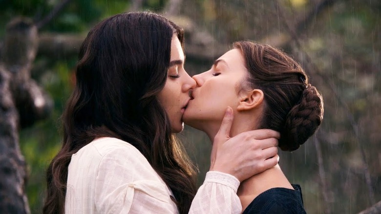 Hailee Steinfeld and Ella Hunt in Dickinson