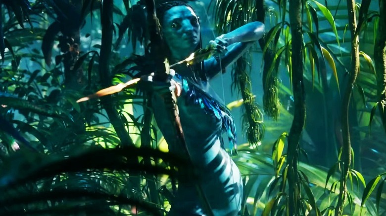 A pregnant Neytiri in Avatar: The Way of Water