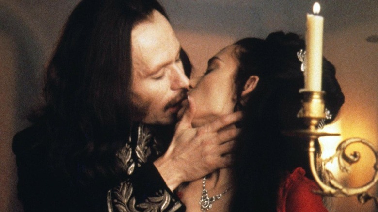 Bram Stoker's Dracula gary oldman winona ryder kiss