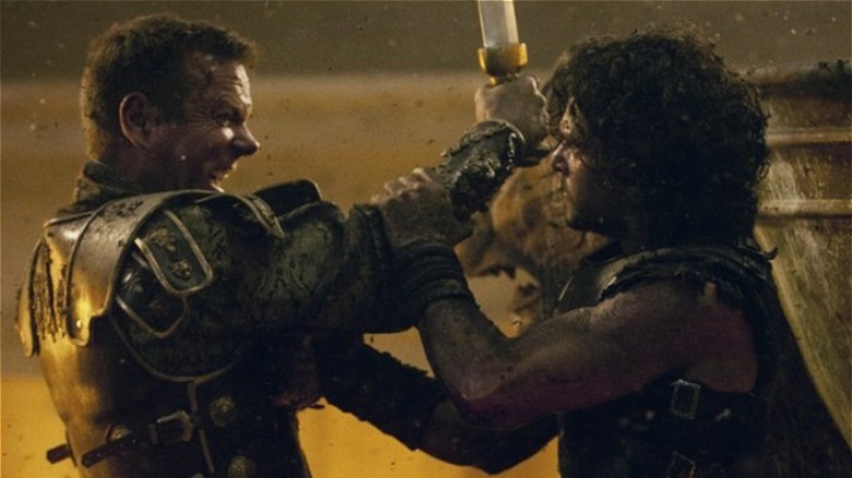 Kiefer Sutherland fights Kit Harington in Pompeii
