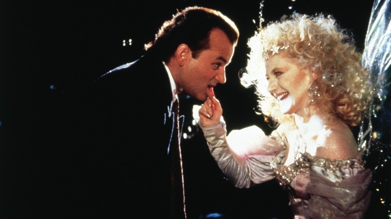 Bill Murray and Carol Kane in Scrooged 