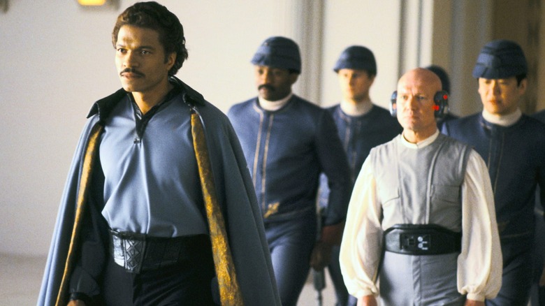 Billy Dee Williams wearing cape The Empire Strikes Back