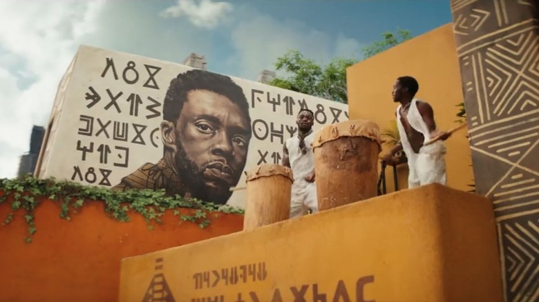 Black Panther Wakanda Forever T'Challa mural