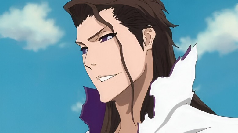 Aizen brandishing his characteristic smirk in Bleach