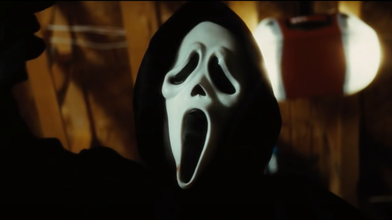 Ghostface brandishing knife