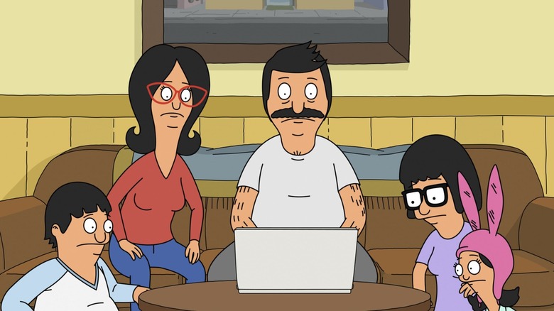 The Belcher family around a computer in Bob's Burgers