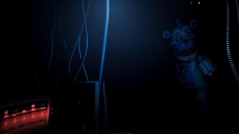Five Nights at Freddy's: Sister Location Freddy approaches