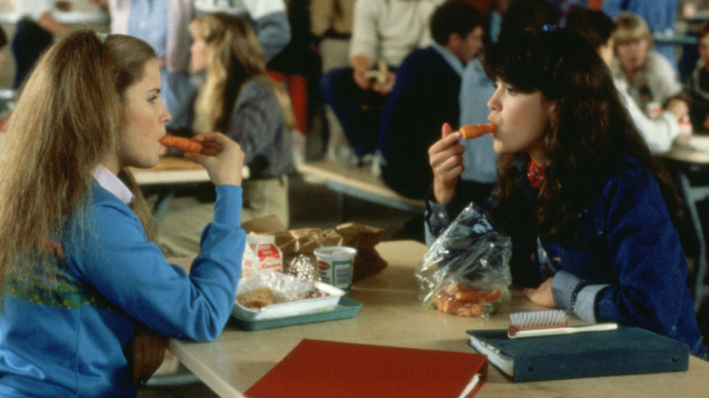 Jennifer Jason Leigh and Phoebe Cates as Stacy Hamilton and Linda Barrett in Fast Times at Ridgemont High