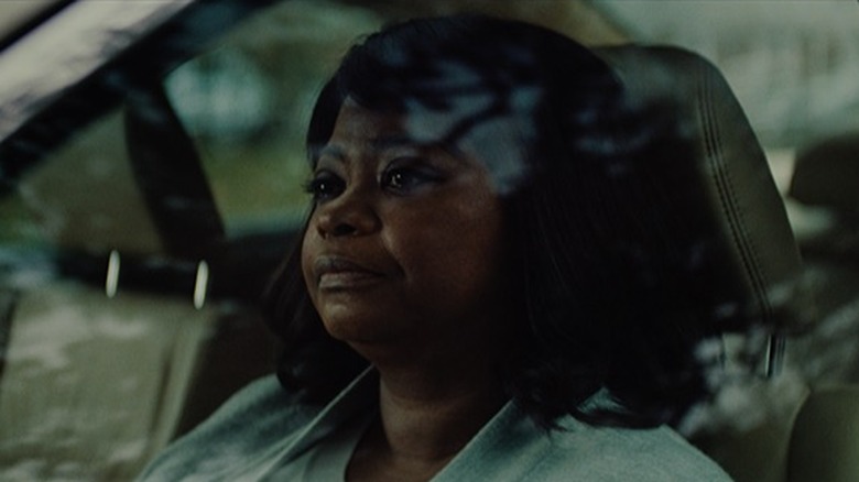 Octavia Spencer sebagai mobil mengemudi Harriet Wilson di Luce