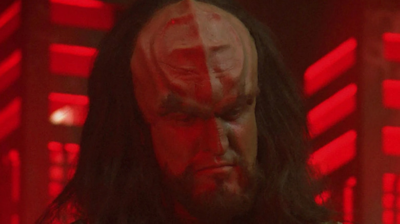 John Tesh as a Klingon