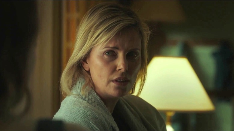 Filme de Tully Charlize Theron 