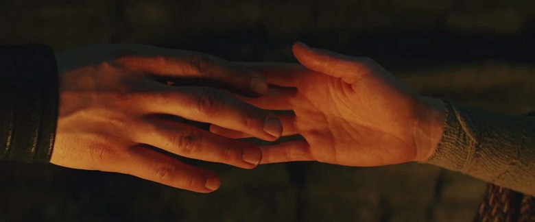 The Last Jedi hands touch