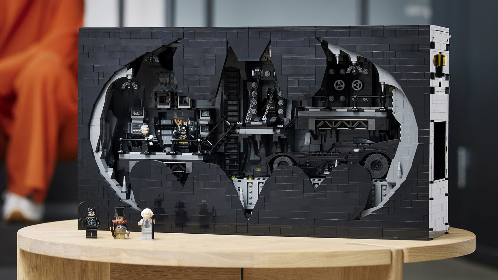 Lego Unveils Batman Returns Batcave Set – The Hollywood Reporter