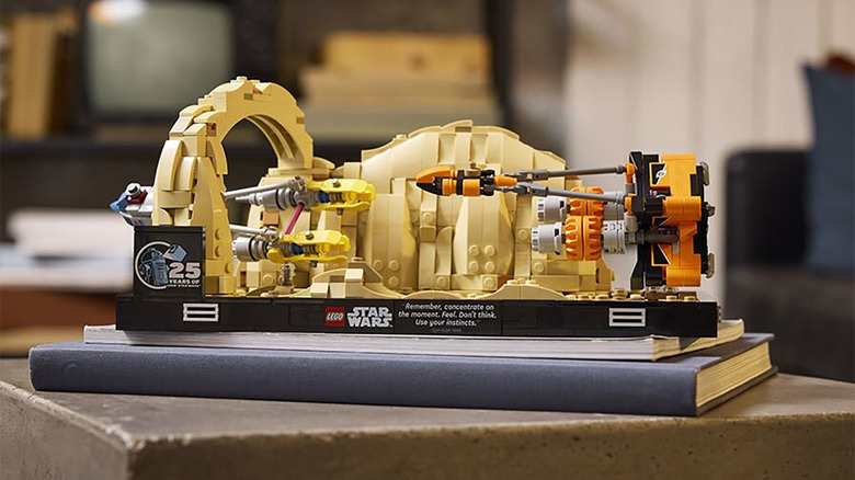 LEGO Star Wars podracing diorama