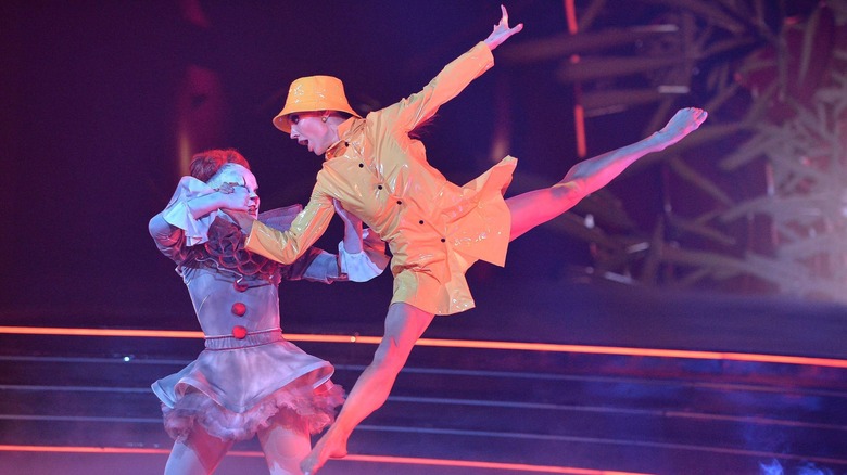 JoJo Siwa and Jenna Johnson on Dancing with the Stars