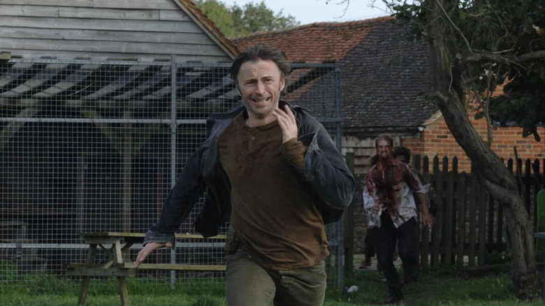 Robert Carlyle stars in 28 Weeks Later (2007)