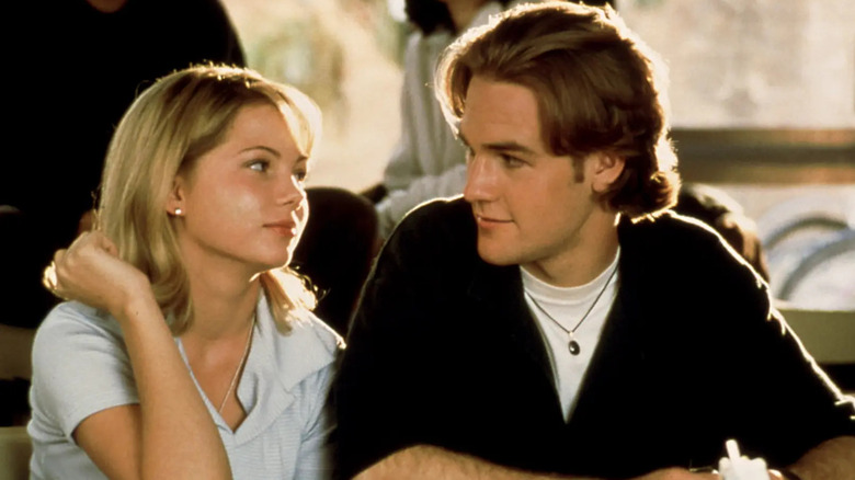 Michelle Williams and James Van Der Beek in Dawson's Creek