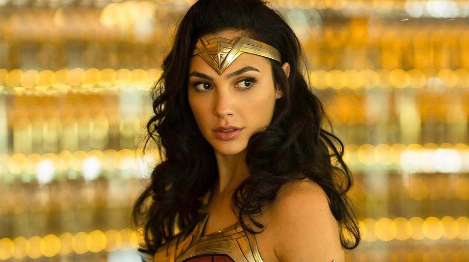 Disneys Live Action Snow White Has Found Its Gal Gadot That Is As The Evil Queen 