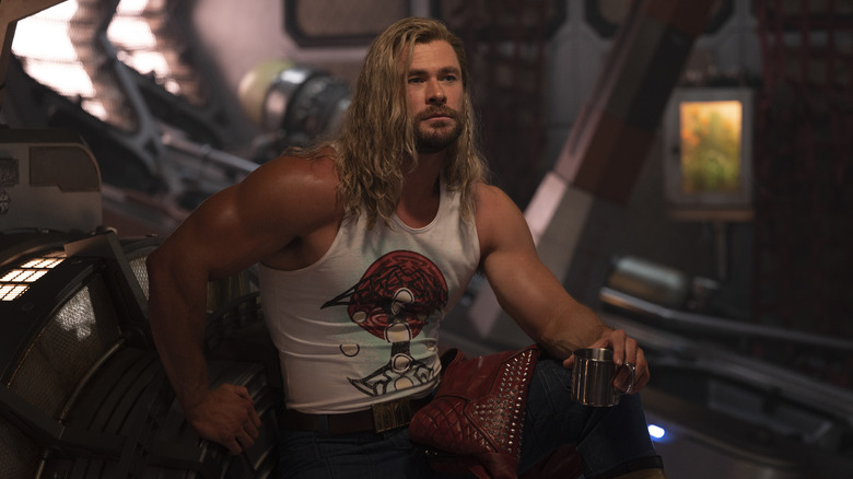 Thor Amor y Trueno Chris Hemsworth