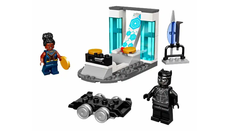 Image of the LEGO Shuri's Laboratory setFi