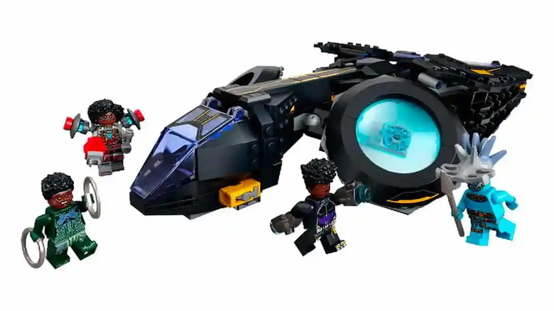 Shuri's sunbird LEGO minifig set