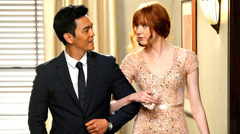 John Cho and Karen Gillan in "Selfie"