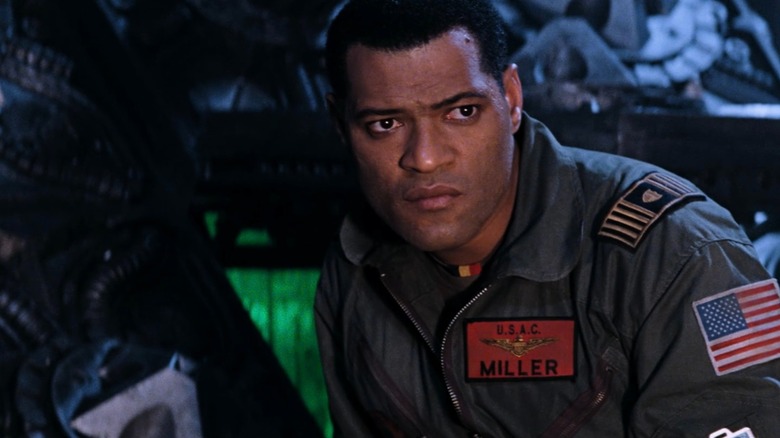 Laurence Fishburne as Miller looking apprehensive in Event Horizo