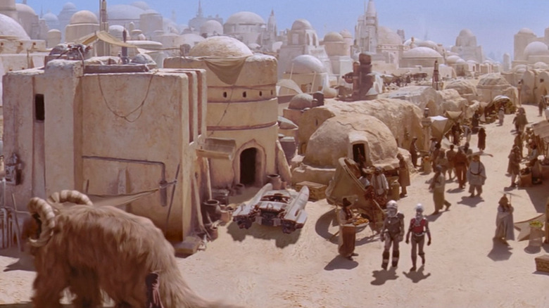 Liam Neeson, Natalie Portman, and Ahmed Best in Phantom Menace