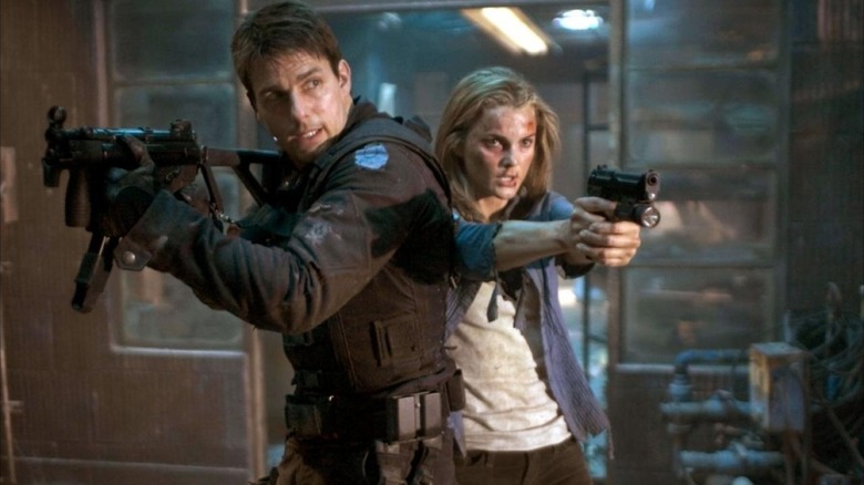 Tom Cruise Keri Russell With Guns