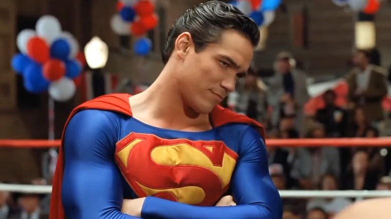 Dean Cain as Superman folding his arms in Lois & Clark: The New Adventures of Superman