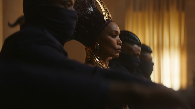 Angela Bassett standing in Black Panther: Wakanda Forever