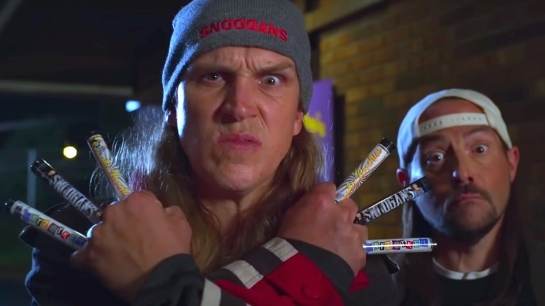 Jason Mewes with weed claws Clerks III