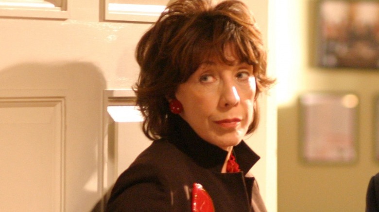 Lily Tomlin door The West Wing