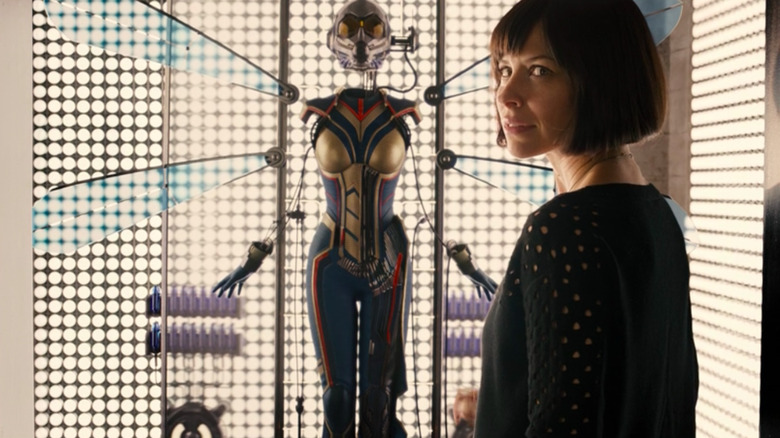 Hope sees the Wasp suit for the first time