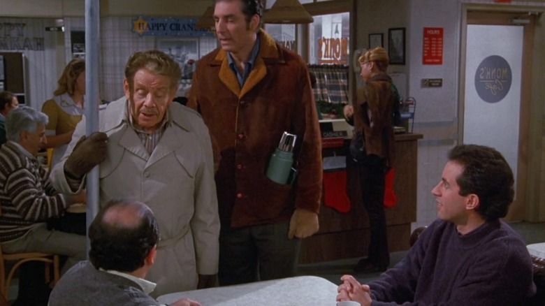 Frank Costanza Kramer Festivus pole