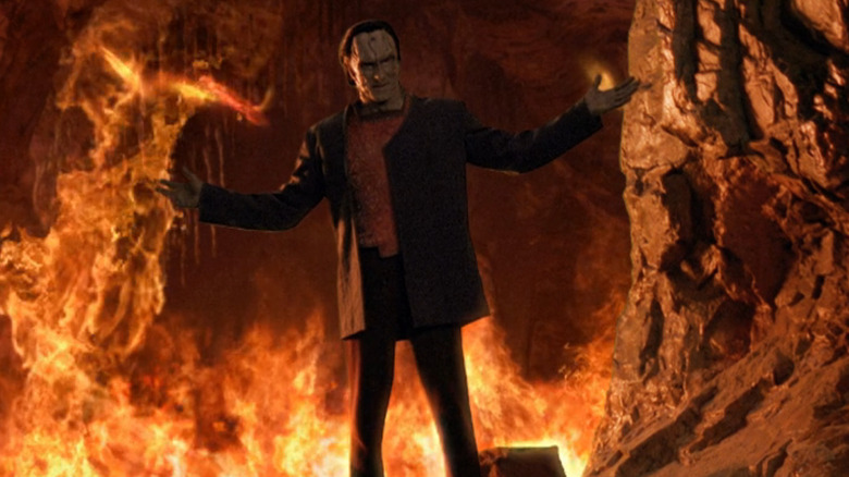 Gul Dukat fire