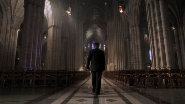 The West Wing Bartlet walks in the National Cathedral