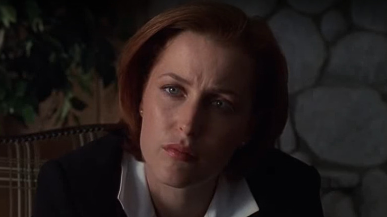 Scully interrogating