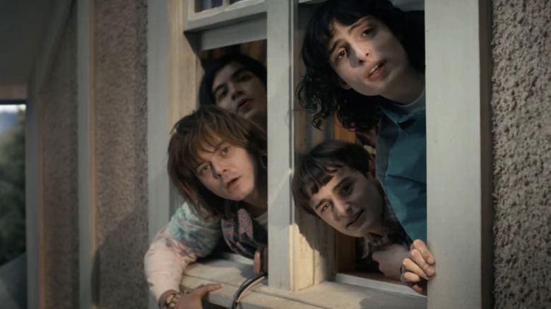 stranger things 4 cast window