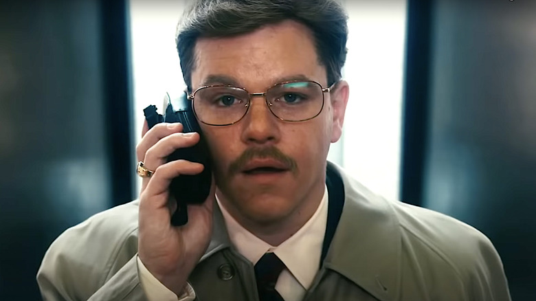 Matt Damon in The Informant! talks on phone