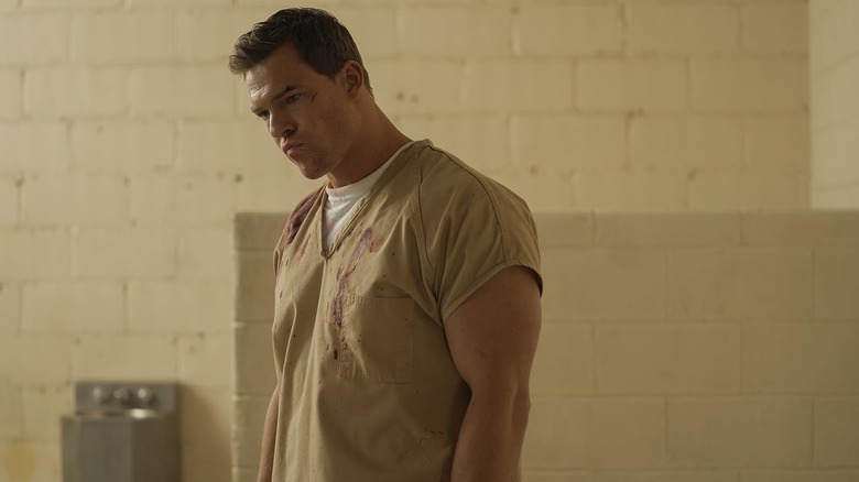 Alan Ritchson in Reacher