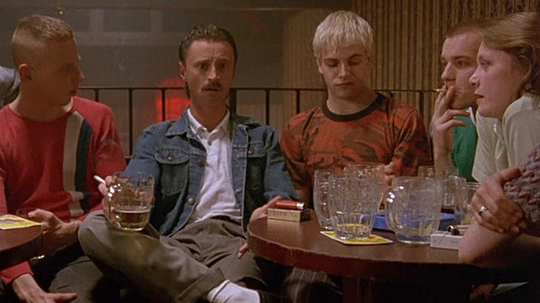 Trainspotting Begbie pub scene