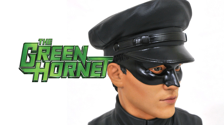 Bruce Lee S Kato Kicks Off Diamond Select Toys Green Hornet Line [exclusive]