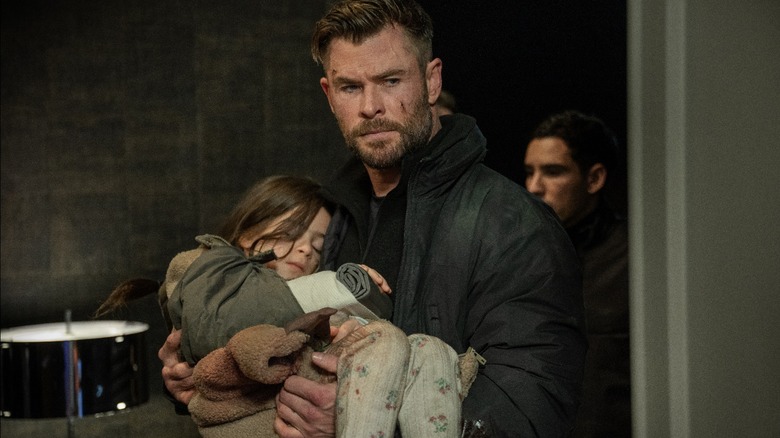 Chris Hemsworth in Extraction 2