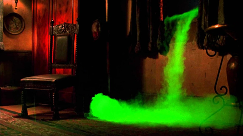 Bram Stoker's Dracula green mist coming through window