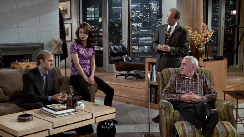 Kelsey Grammer's Frasier, David Hyde Pierce's Niles, Jane Leeves' Daphne, and John Mahoney's Martin all sit in Frasier's apartment in Frasier