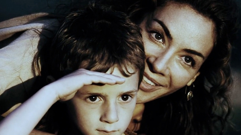 Maximus' wife and son watch in close-up