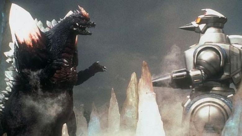 M.O.G.U.E.R.A. fighting SpaceGodzilla