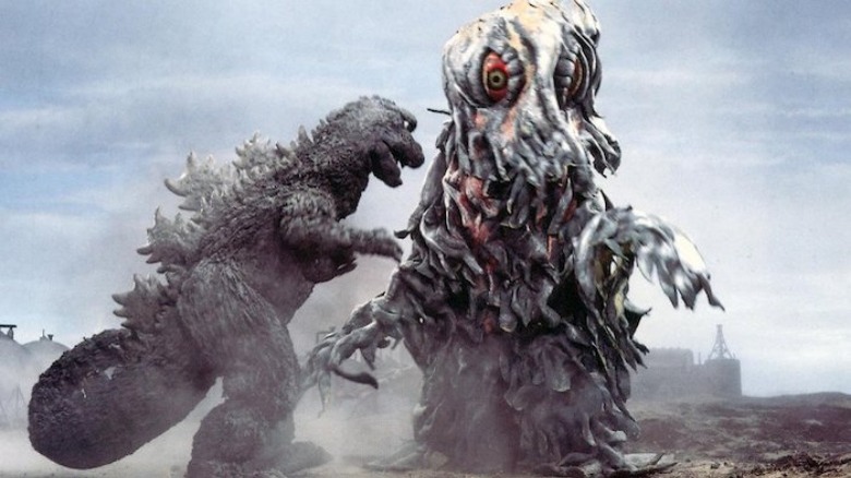 Godzilla fighting Hedorah